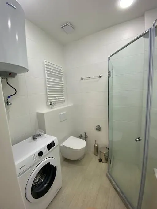 Next Green Apartament 바투미 아파트