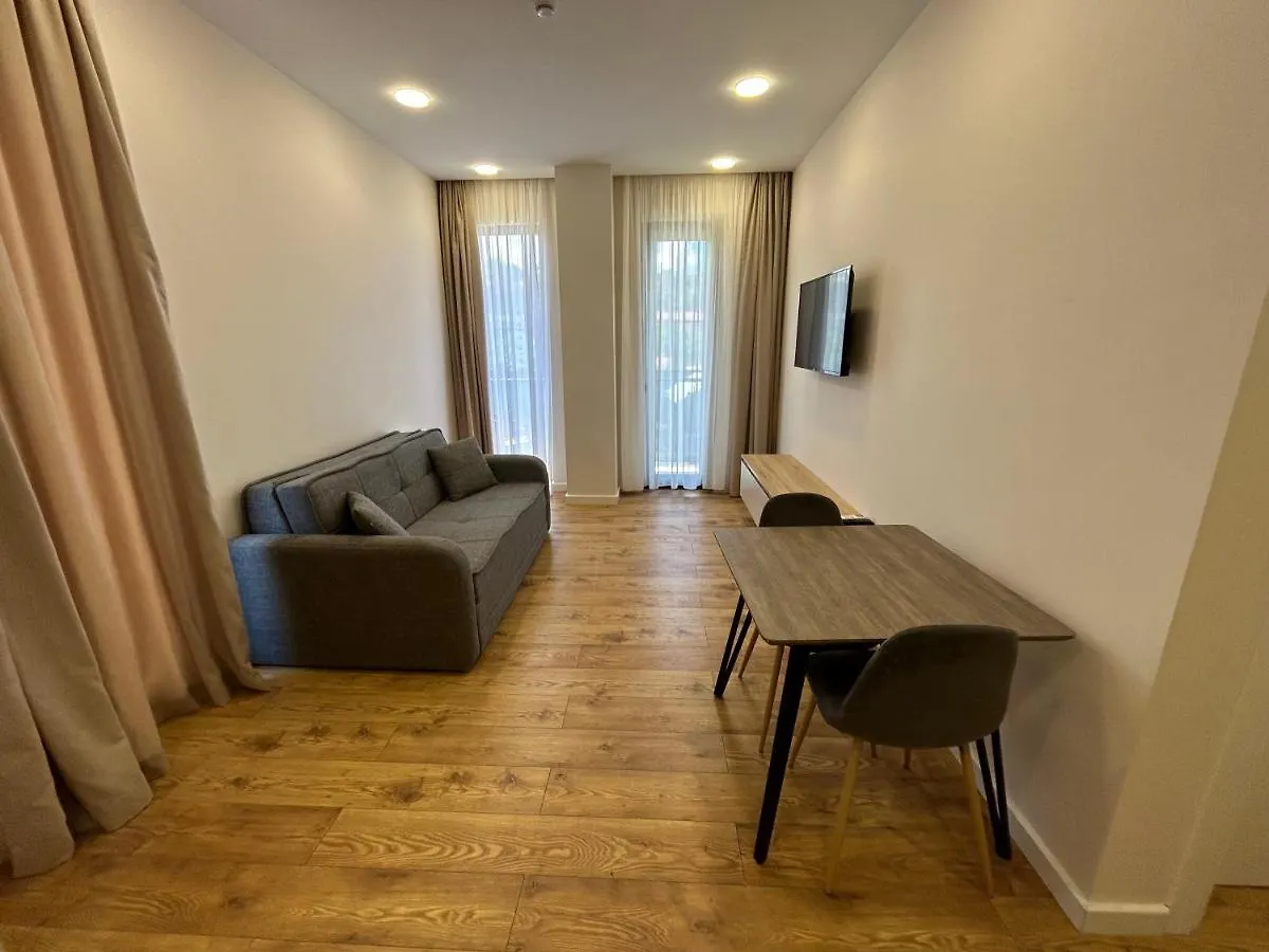 아파트 Next Green Apartament 바투미